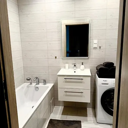 Mailo & Parking Apartment